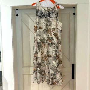 Sleeveless floral dress - fully lined/breezy fit